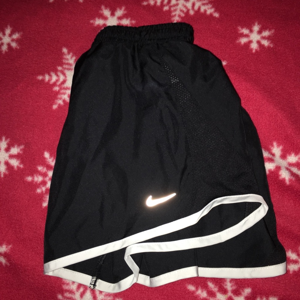**PRICES NEGOTIABLE** black Nike fits